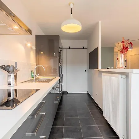 Euratechnologies - Superb Bright Apartment Parking And Balcony ! *