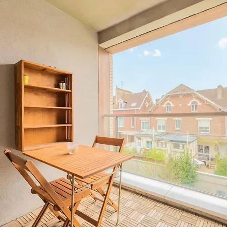 Euratechnologies - Superb Bright Apartment Parking And Balcony ! ليل