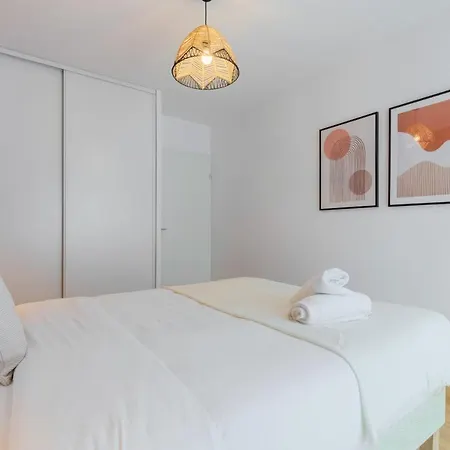 Euratechnologies - Superb Bright Apartment Parking And Balcony ! ليل